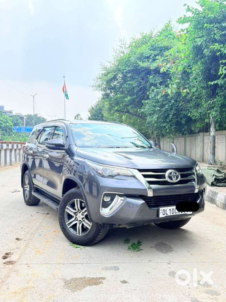 Toyota Fortuner 2.7 2wd At, 2018, Petrol