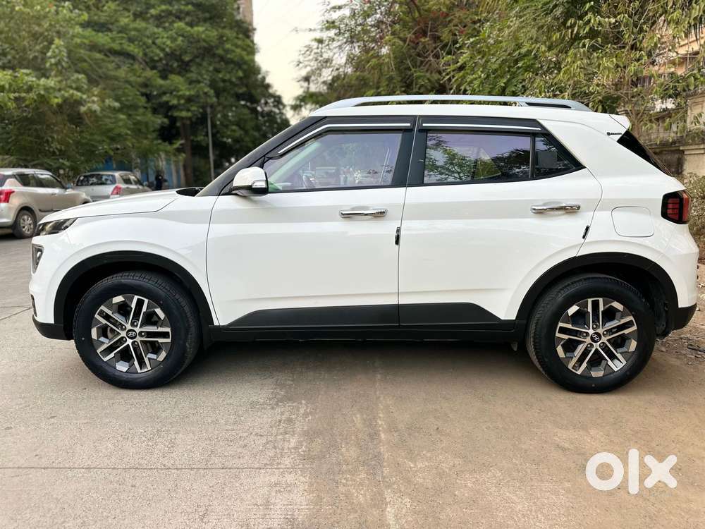 Hyundai Venue Sx (o) Mt 1.5 Diesel, 2023, Diesel