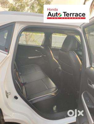 Nissan Magnite 1.0 Xv Turbo Cvt, 2022, Petrol