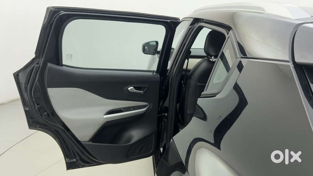 Nissan Magnite 1.0 Xv, 2023, Petrol