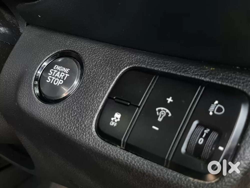 Hyundai Venue 1.0 Sx (o) Turbo Dct, 2021, Petrol