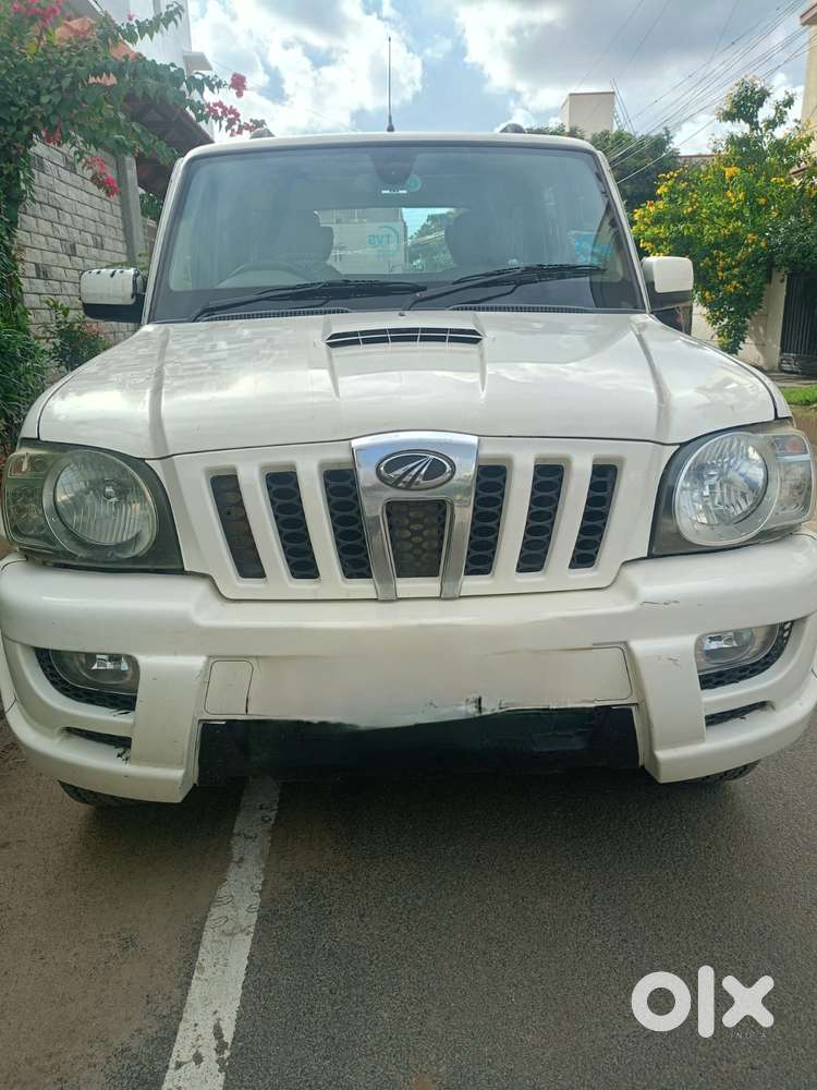 Mahindra Scorpio Vlx 2wd Abs At Bsiii, 2012, Diesel