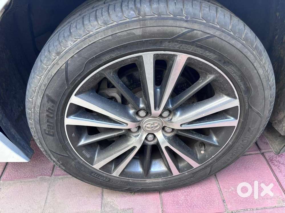 Toyota Automatic Car 2018