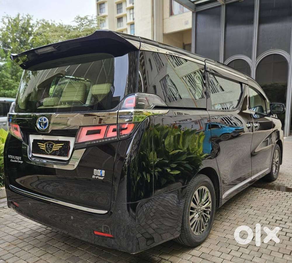 Toyota Vellfire 2.5 Executive Lounge, 2020, Diesel
