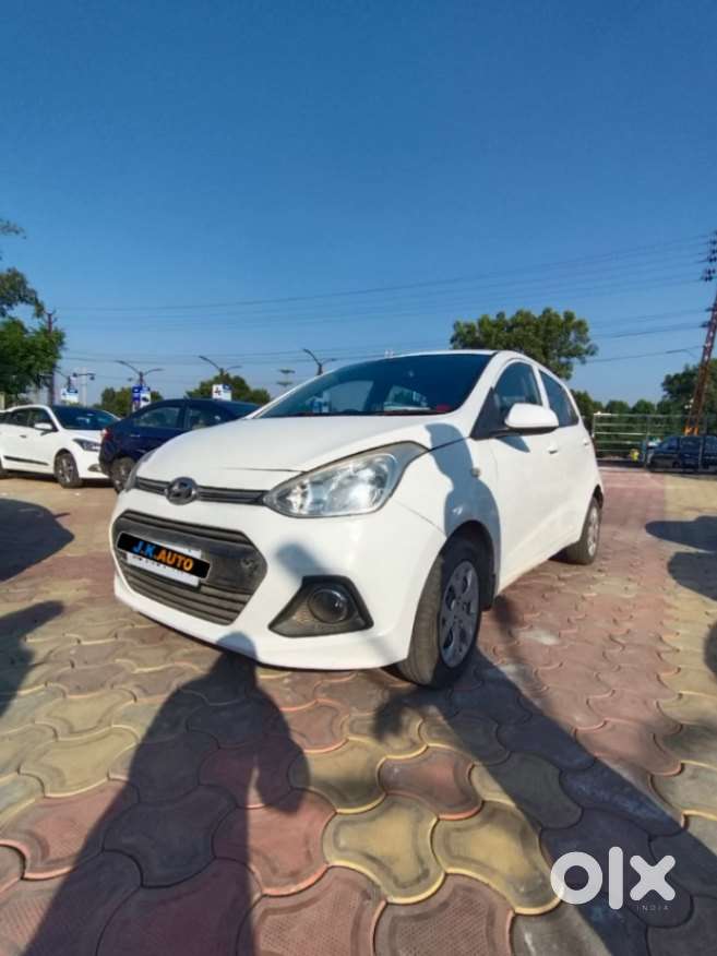 Hyundai I10 Magna O, 2014, Petrol