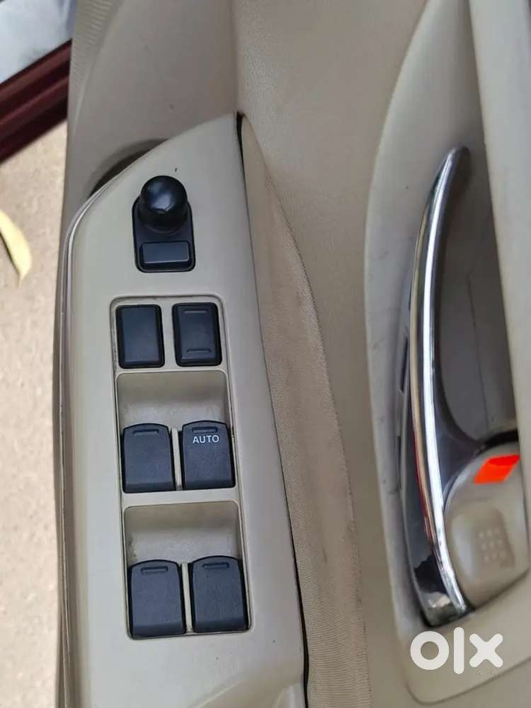 Maruti Suzuki Swift Dzire 2016