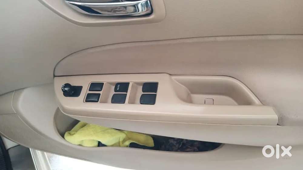 Maruti Suzuki Dzire 2013 Petrol 82000 Km Driven