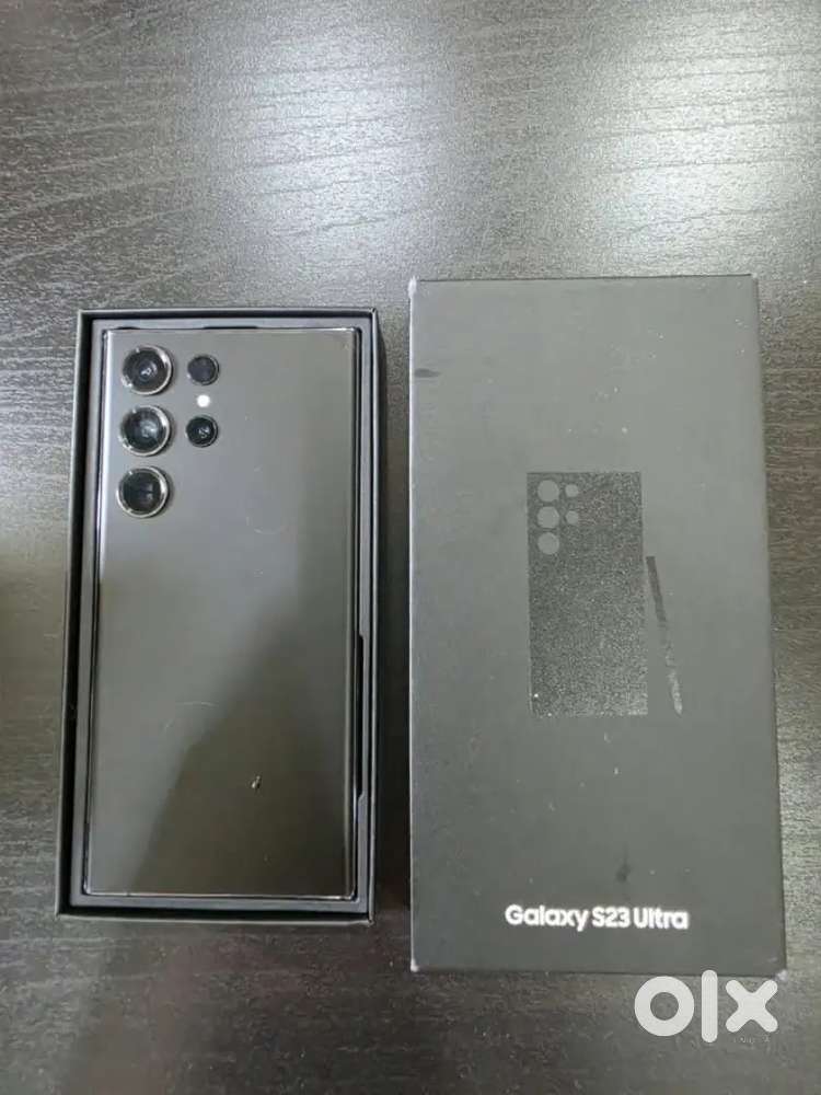Samsung S23 ultra 5G -  like New, No scratch with all accessories