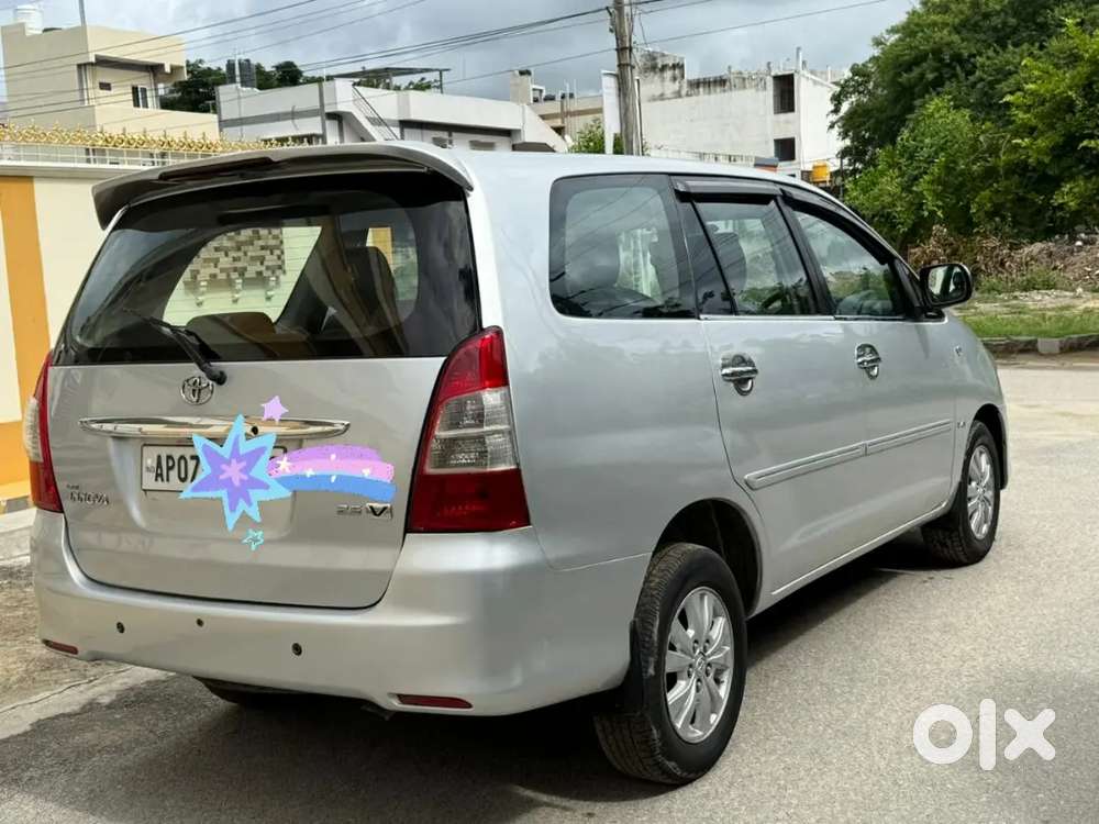 Toyota Innova 2011 Diesel Well Maintained