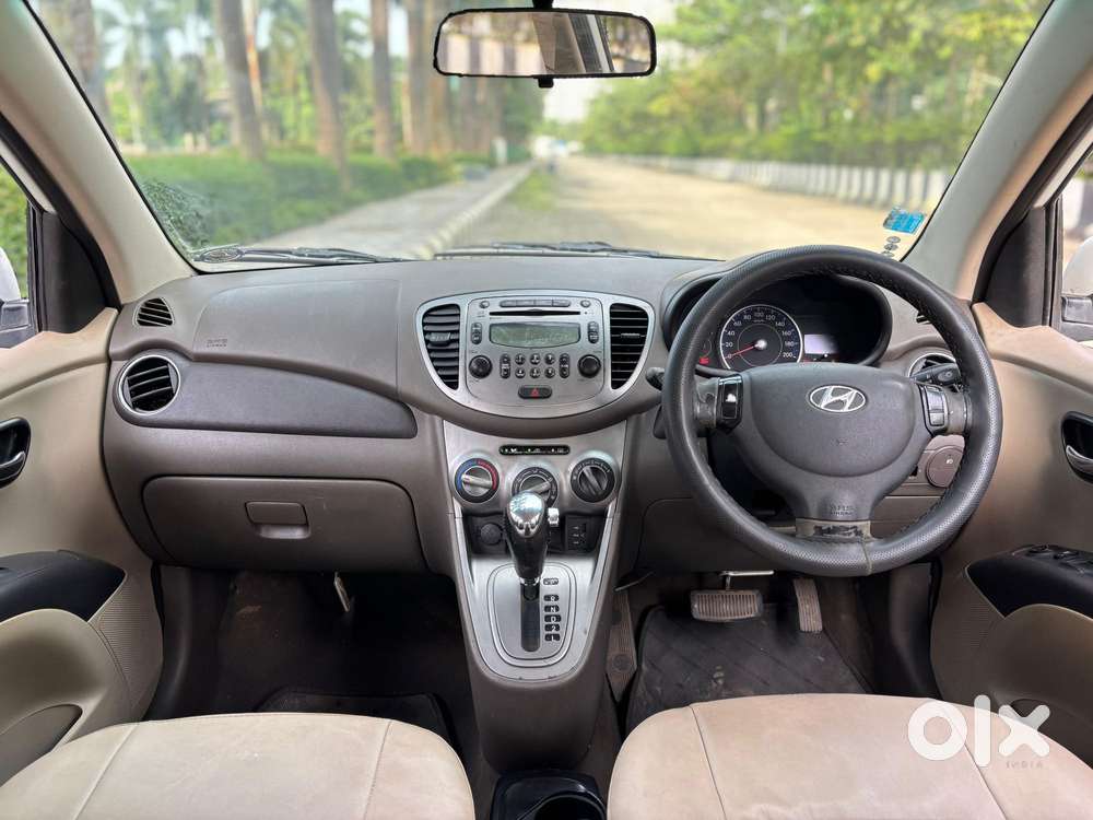 Hyundai I10 Asta Sunroof At, 2011, Petrol