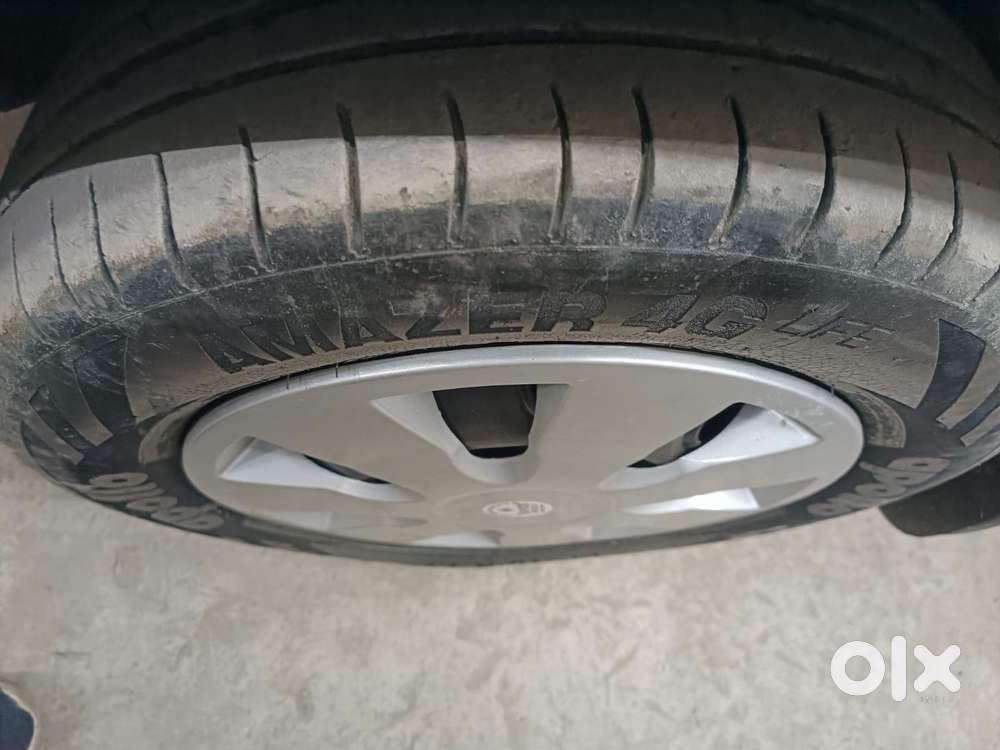 Maruti Suzuki Estilo Lxi Cng, 2014, Cng & Hybrids