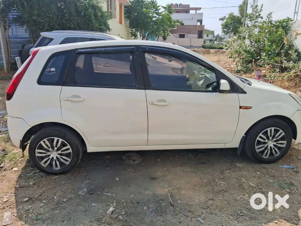 Ford Figo 2011 Diesel 97000 Km Driven