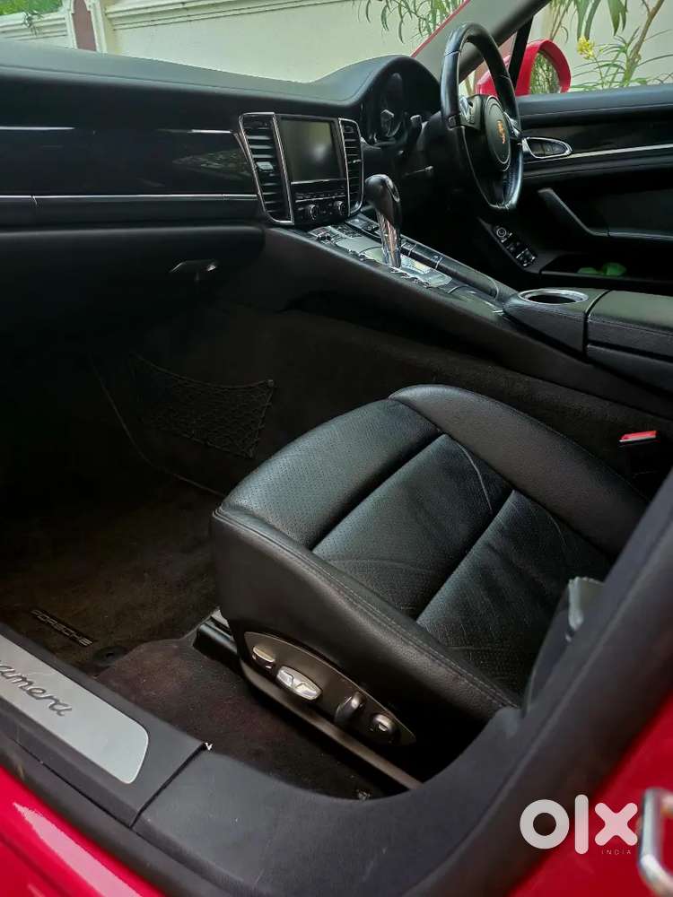 Porsche Panamera V6 Diesel In Carmine Red