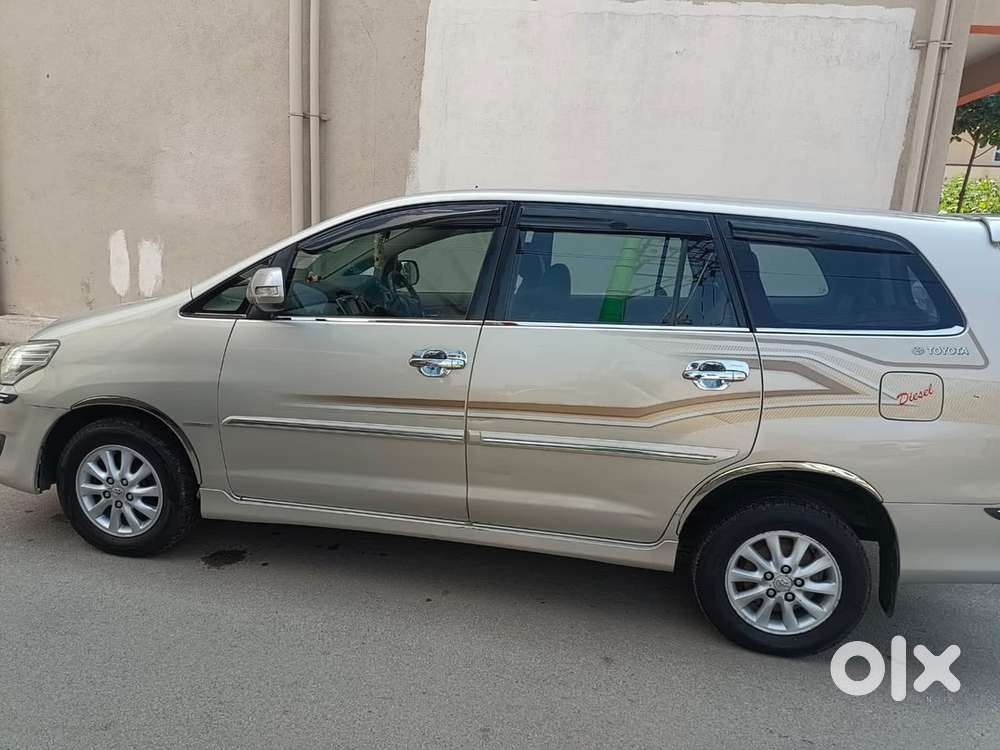 Toyota Innova 2.5 Vx 2012 Excelent Condition