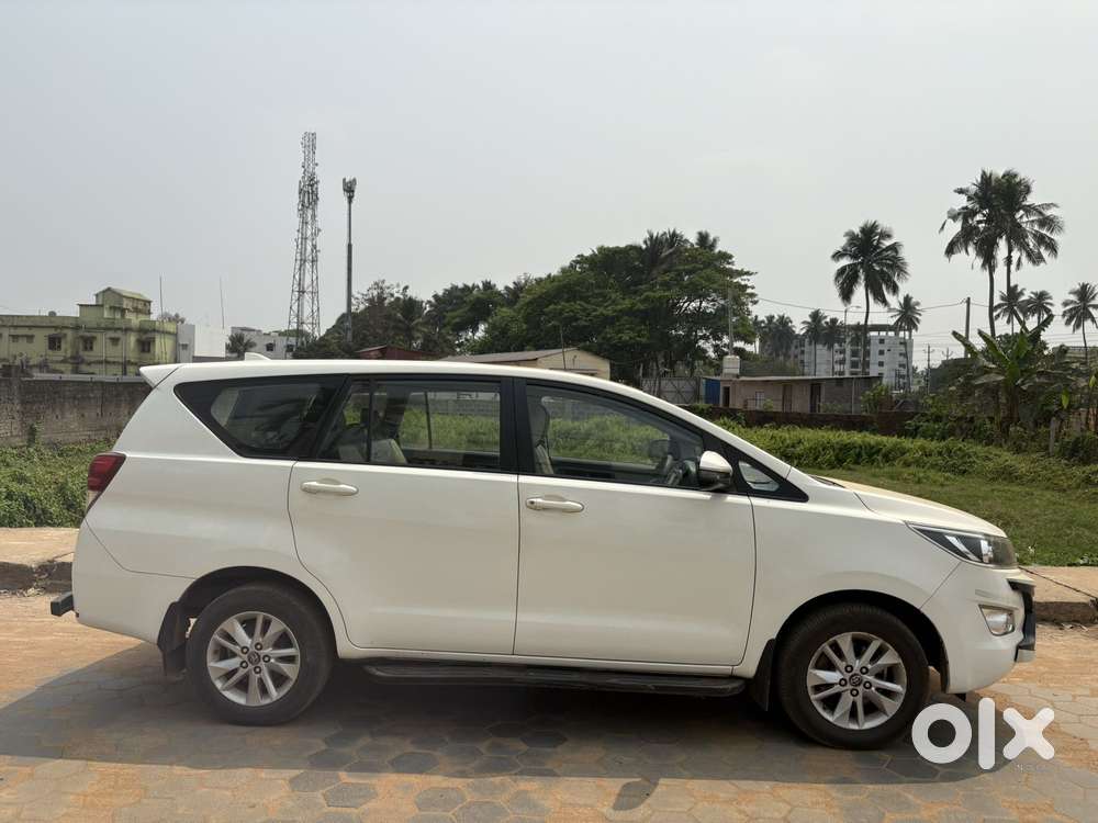 Toyota Innova Crysta 2.4 G Mt 8s, 2019, Diesel