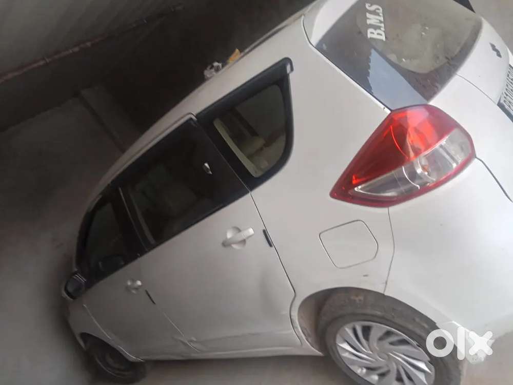 Maruti Suzuki Ertiga 30