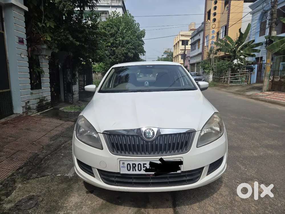 Skoda Rapid 1.6 Active 2012