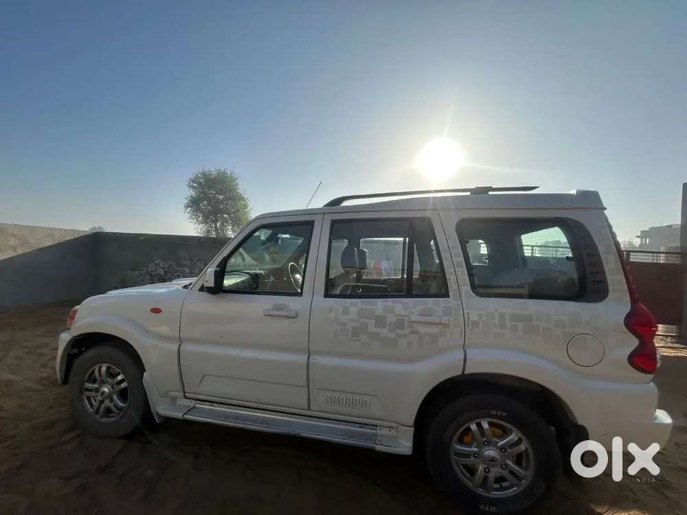 2013 Model Scorpio Vlx Top Model