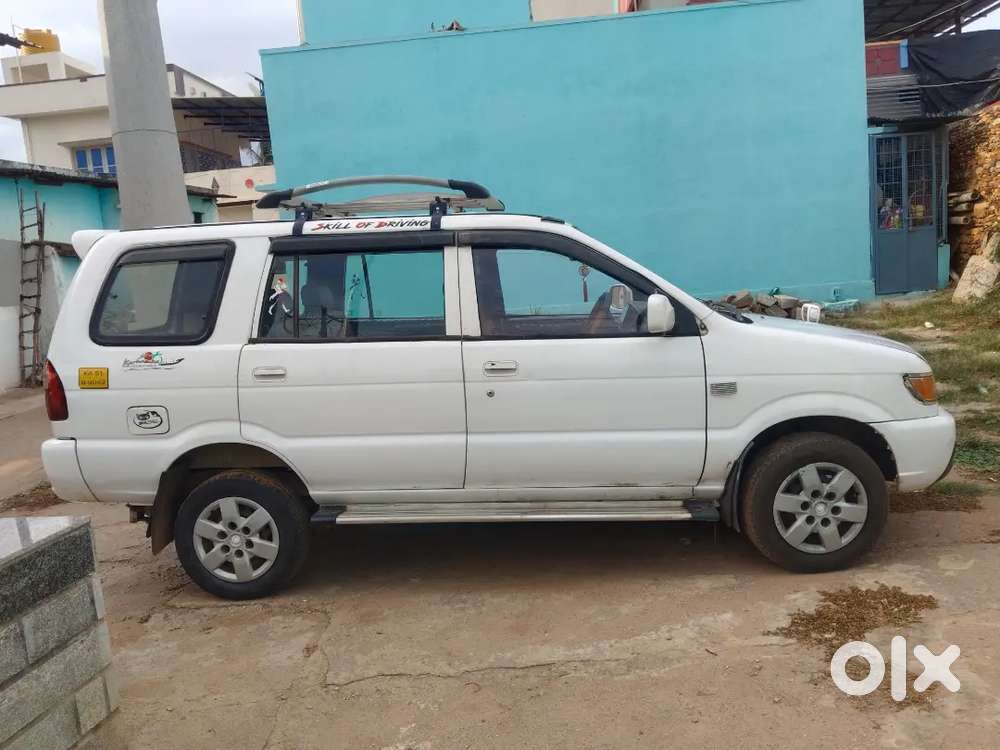 Chevrolet Tavera 2014 Diesel 350000 Km Driven