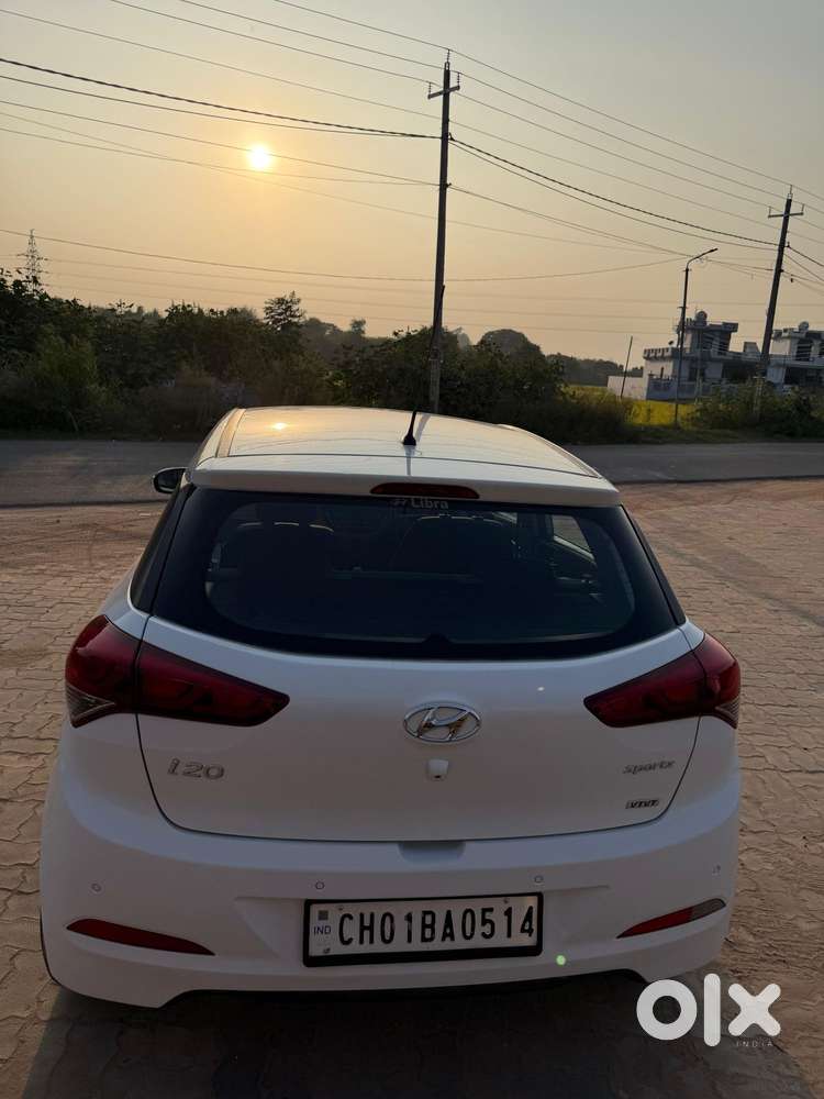 Hyundai I20 Petrol Spotz, 2015, Petrol
