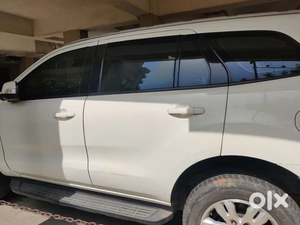 Ford Endeavour 2017