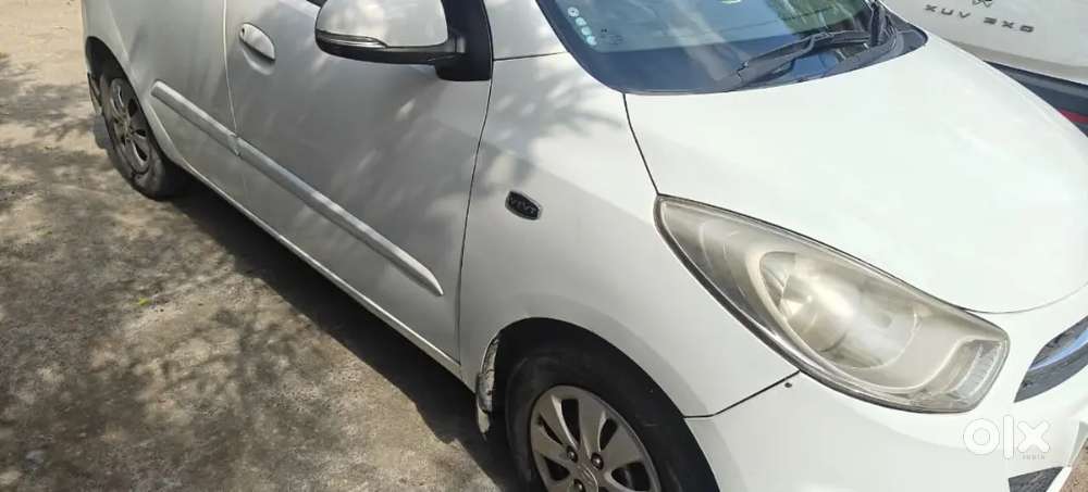 Hyundai I10 Sportz 2012