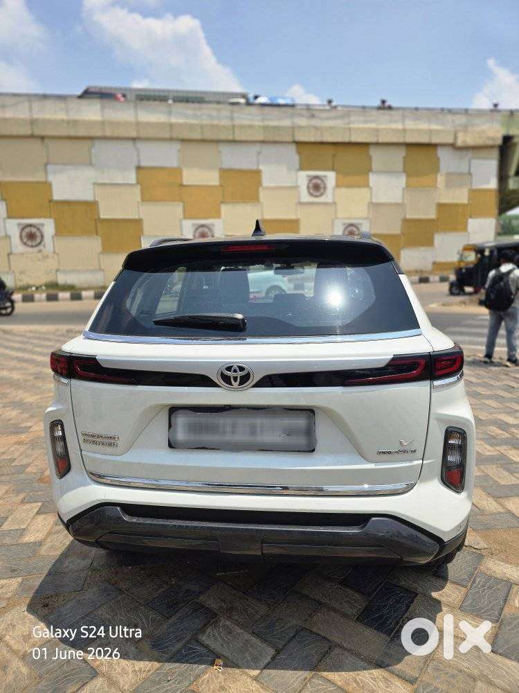 Toyota Urban Cruiser Hyryder 1.5 V Neo Drive, 2023, Petrol