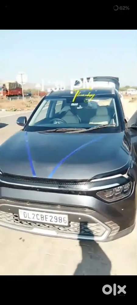 Kia Carens Top Model Luxury Plus 7 Automatic Sunroof Varient