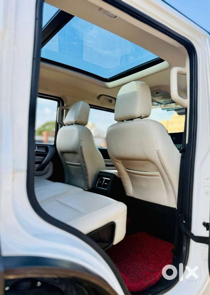 Mahindra Xuv700 2.2 Ax 7 Diesel Mt Luxury Pack Str, 2025, Diesel