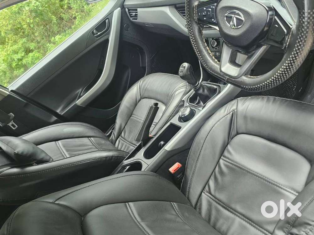 Tata Nexon 1.5 Revotorq Xm (s), 2023, Diesel