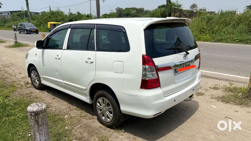 Toyota Innova 2.5 G4 2015