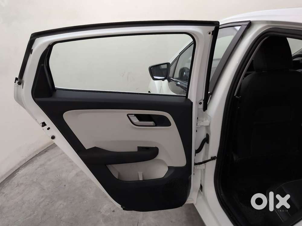 Tata Altroz Xza Plus (o) (s), 2023, Petrol