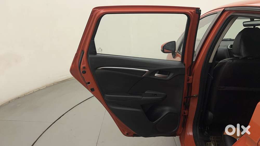 Honda Jazz [2020-2023] 1.2 Vx I-vtec Mt, 2015, Petrol