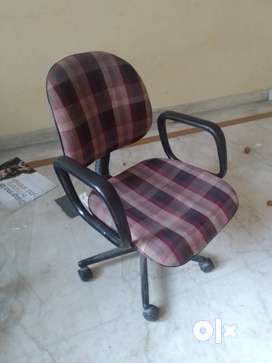 Olx deals old chair