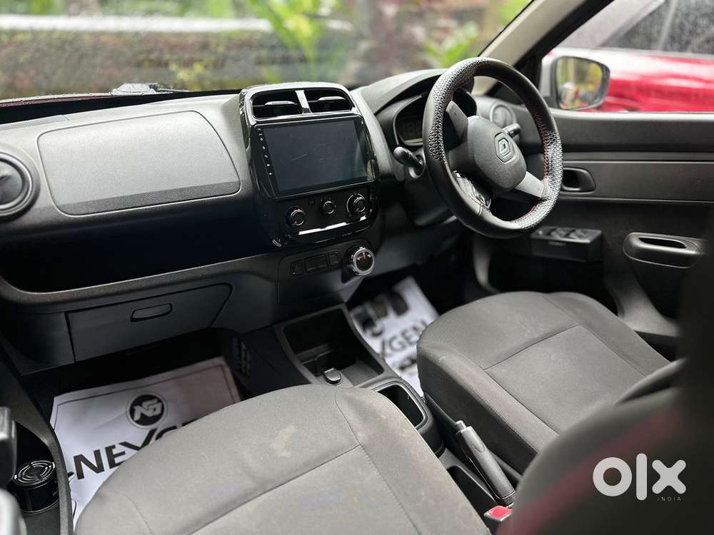 Automatic Kwid 1000cc Petrol 2017 Second Owner 28000km