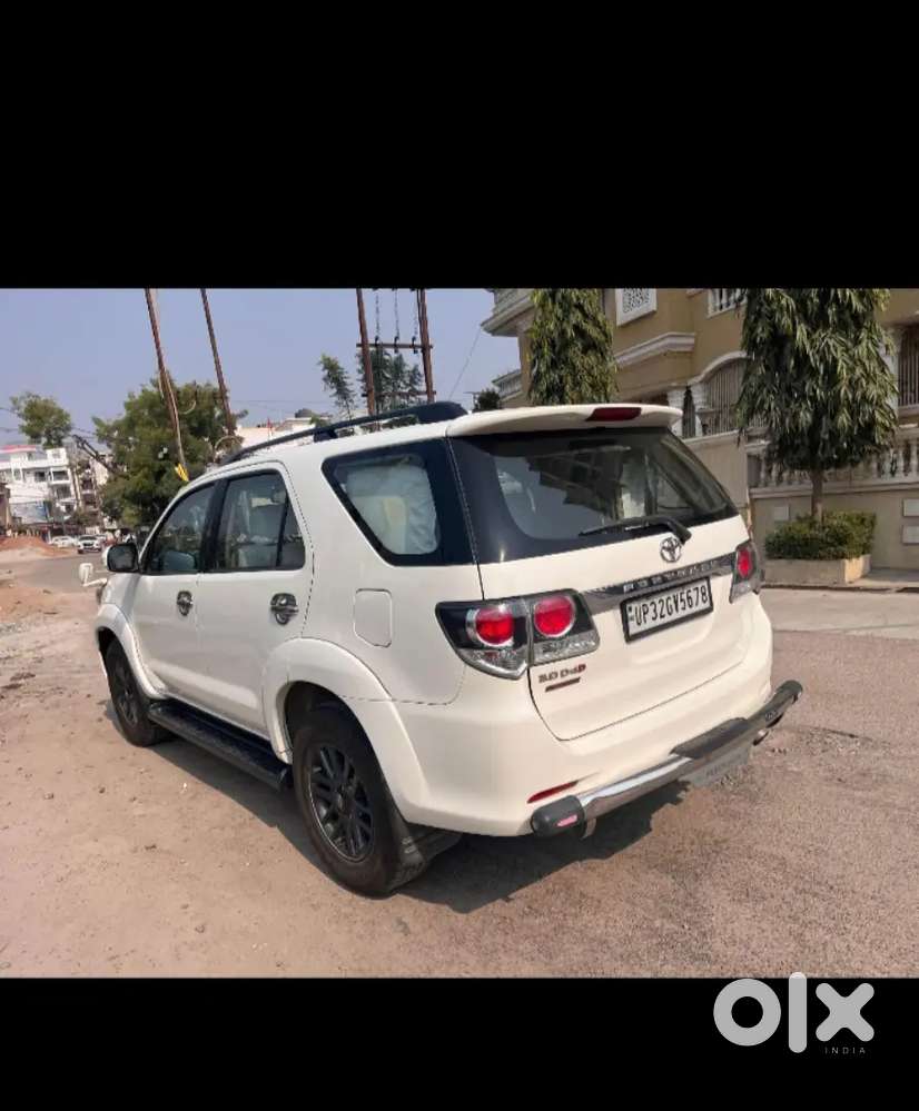 Toyota Fortuner 2016 Diesel 50000 Km Driven