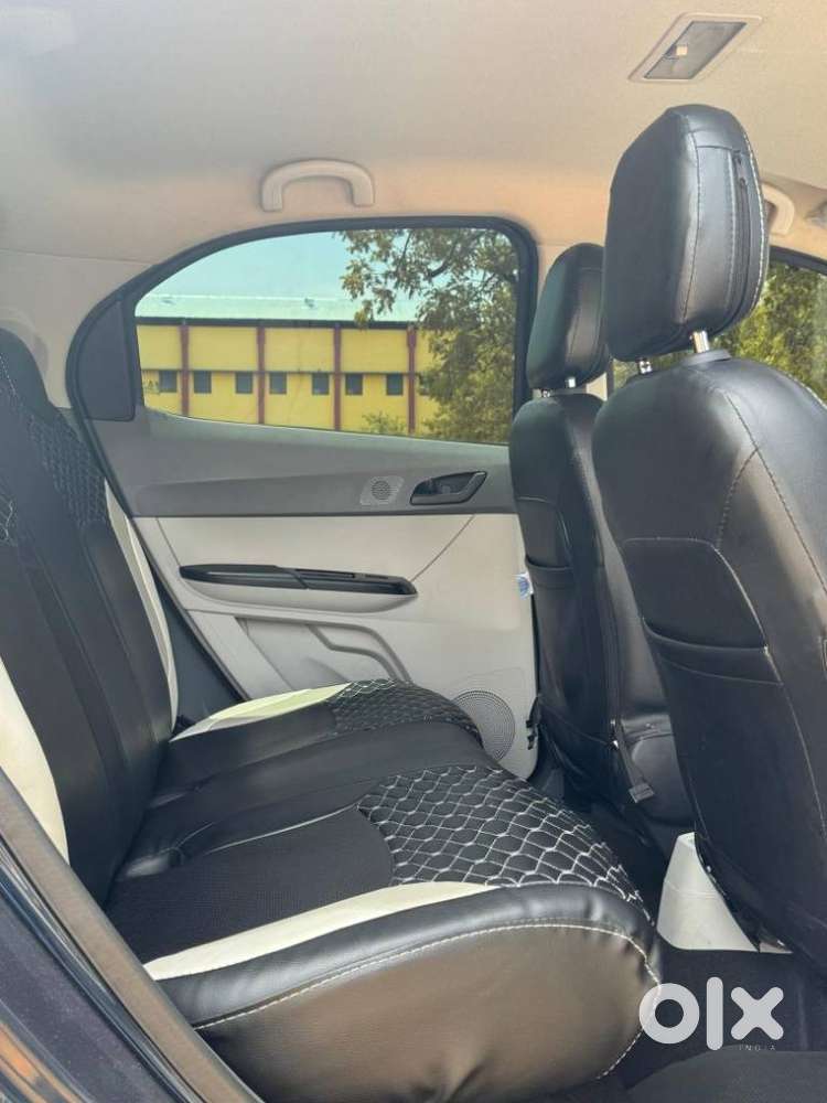 Tata Tiago 1.2 Revotron Xza, 2025, Petrol