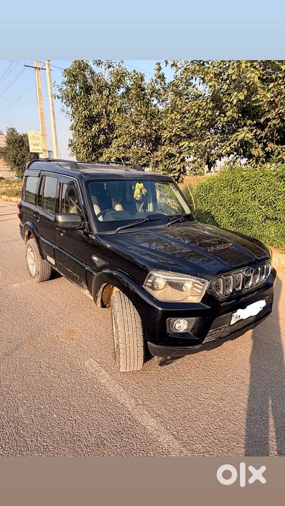 Mahindra Scorpio Classic 2021