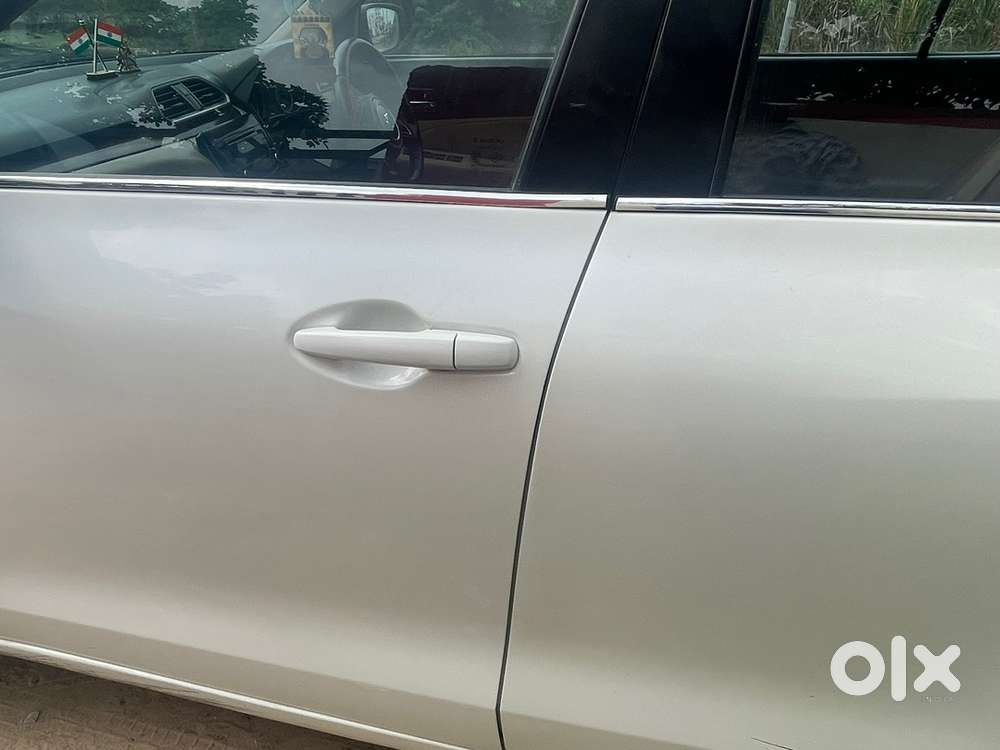 Maruti Suzuki Dzire 2019 Single Hand Driven एकदम बढ़िया गाड़ी है