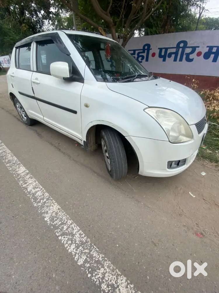 Maruti Suzuki 2011 With 75000 Km Driven Lene Wale Msg Kre