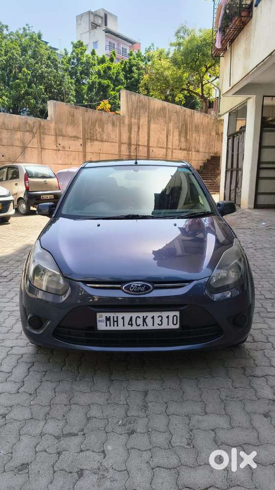 Ford Figo 2010-2012 Petrol Titanium, 2010, Petrol
