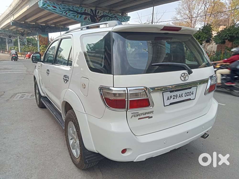 Toyota Fortuner 3.0 4x4 Manual, 2009, Diesel