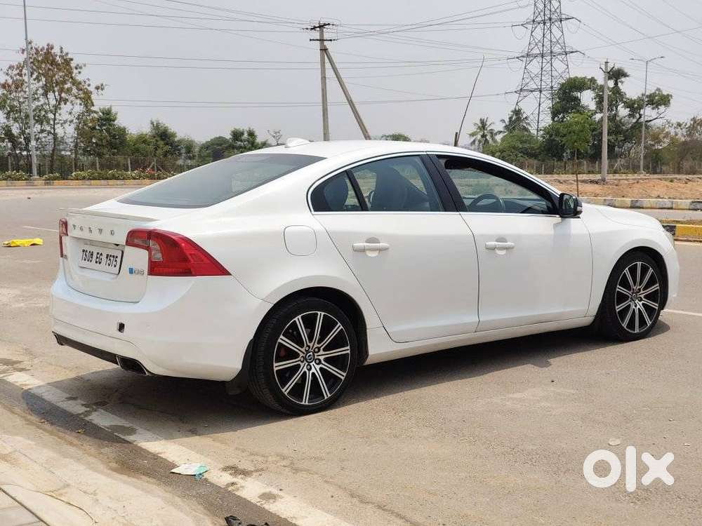 Volvo S60 D5 Inscription, 2015, Diesel