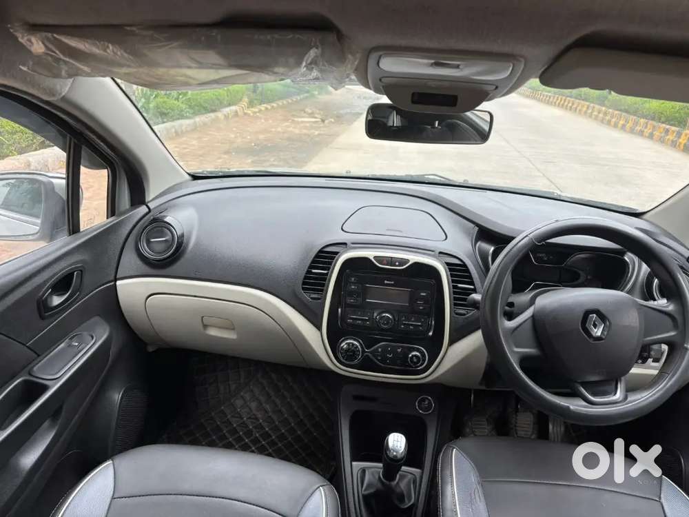 Renault Captur 2019 Petrol 70000 Km Driven