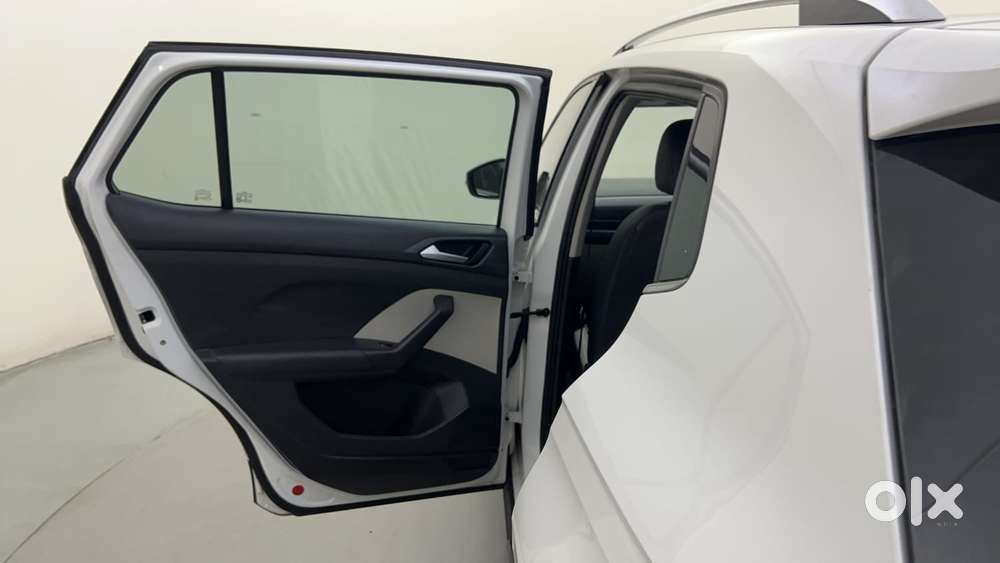 Volkswagen Taigun Topline 1.0 Tsi At (electric Seats), 2022, Petrol