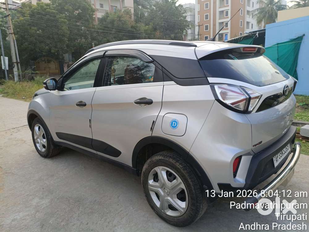 Tata Nexon 1.5 Revotorq Xm (s), 2021, Diesel