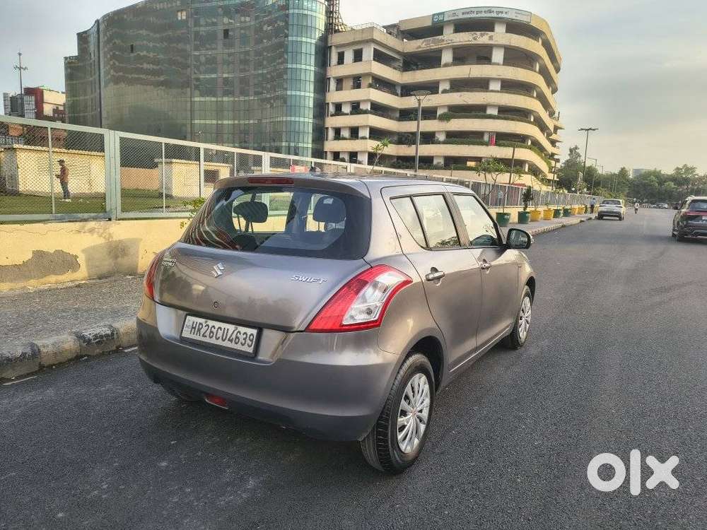 Maruti Suzuki Swift Vxi + Manual, 2016, Petrol