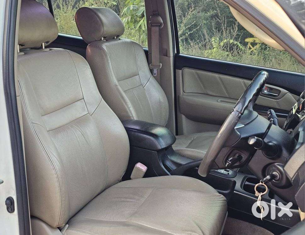 Toyota Fortuner 3.0 4x2 Automatic, 2014, Diesel