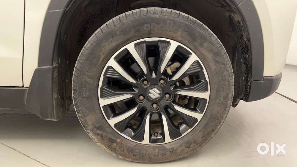 Maruti Suzuki Vitara Brezza 1.5 Zxi Plus At, 2021, Petrol