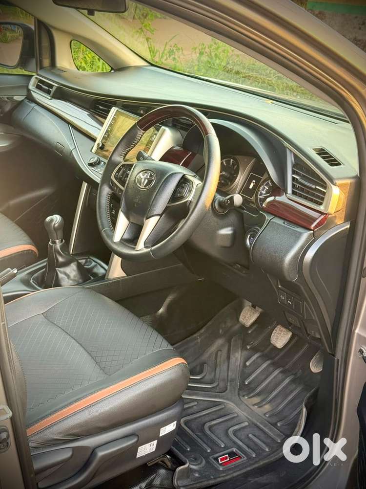 Toyota Innova Crysta 2.4 V, 2024, Diesel